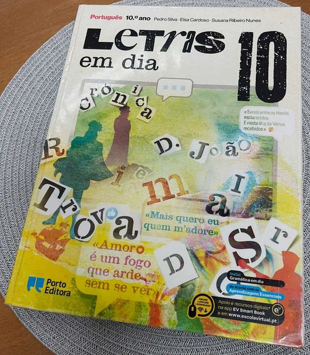 Manuais Escolares 10º Ano Ciências e Tecnologia