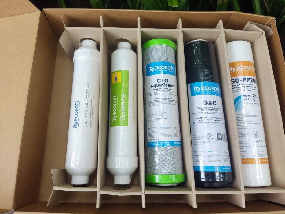 Комплект картриджів для осмосу Ecosoft P’URE Balance "6 місяців" (CHV5