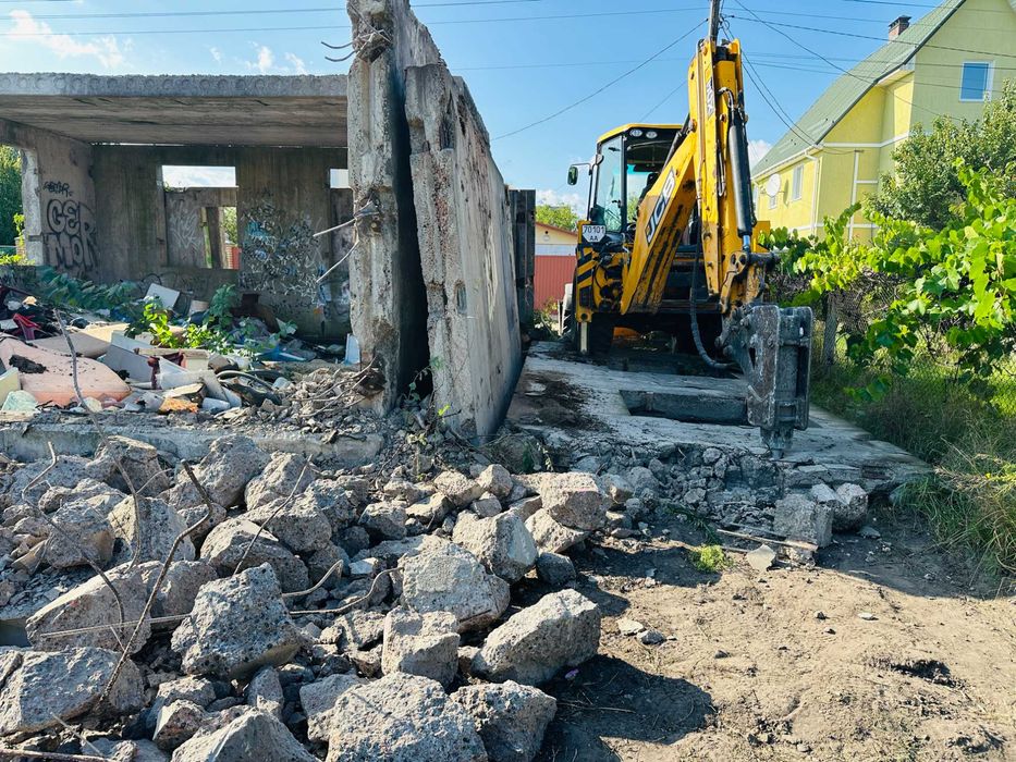 ||  Демонтаж старого будинку  ||