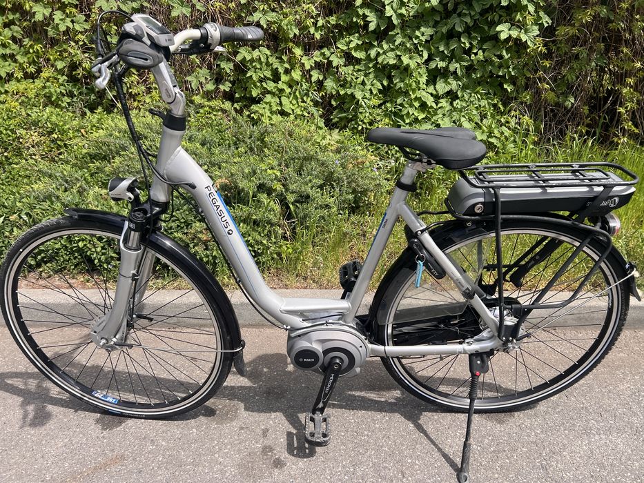 Rower elektryczny PEGASUS z silnikiem centralnym BOSCH 36v 400 Wh /A