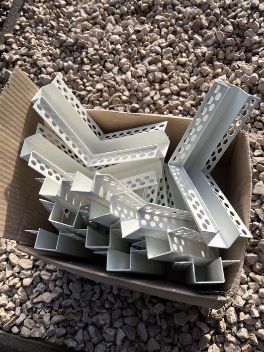 14 szt  x kątownik wewnętrzny boni bonie 30 mm , nowy