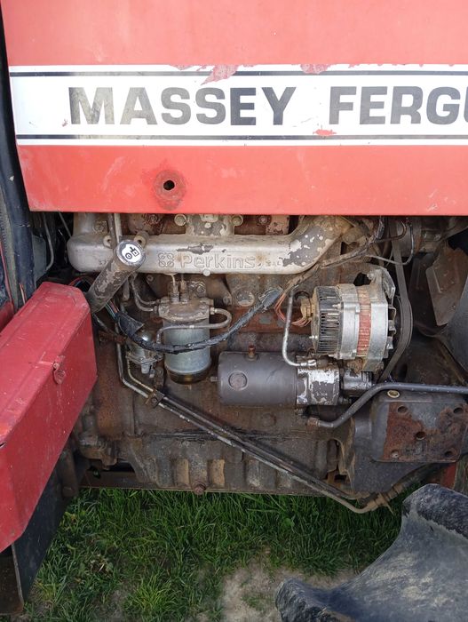 Massey Ferguson 690