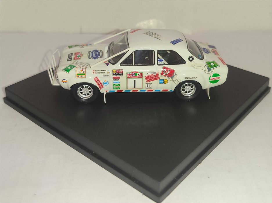 Troféu - Ford Escort MK1 - Vencedor Rally London-México 1995 - Hannu Mikkola