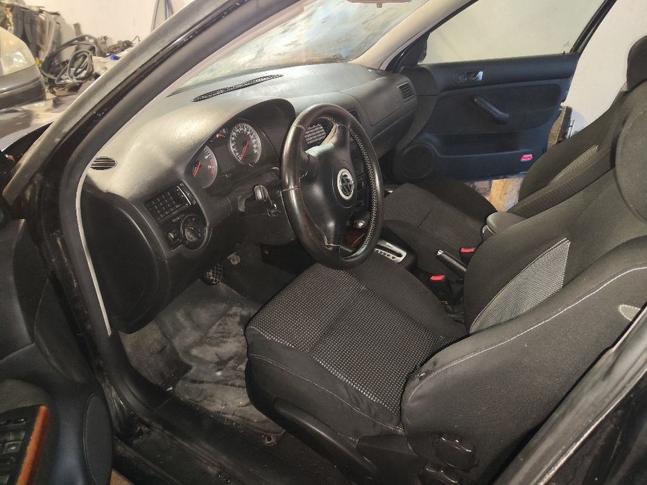 VW Bora 2000 GPL automático