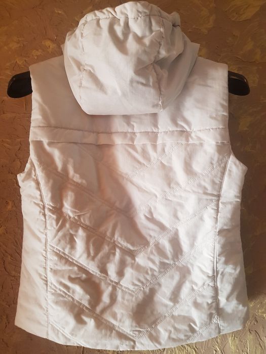 Damski bezrękawnik bluza kurtka. M