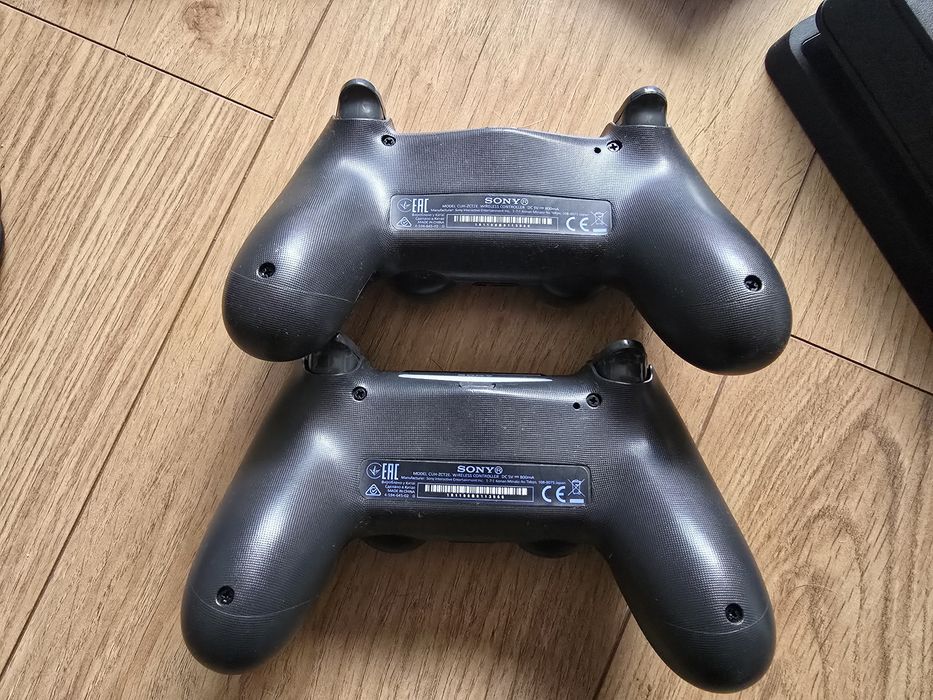 Konsola PlayStation 4 slim 1 TB