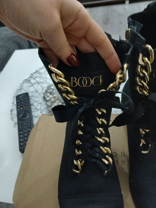 Damskie botki Booci