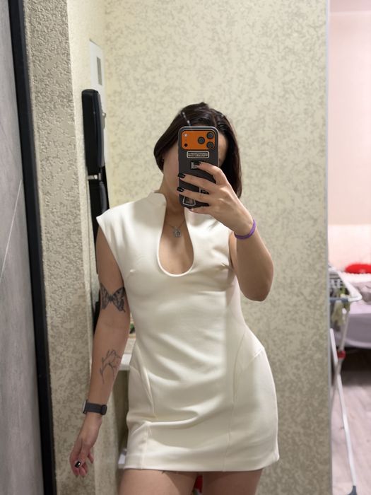 Плаття від Zara