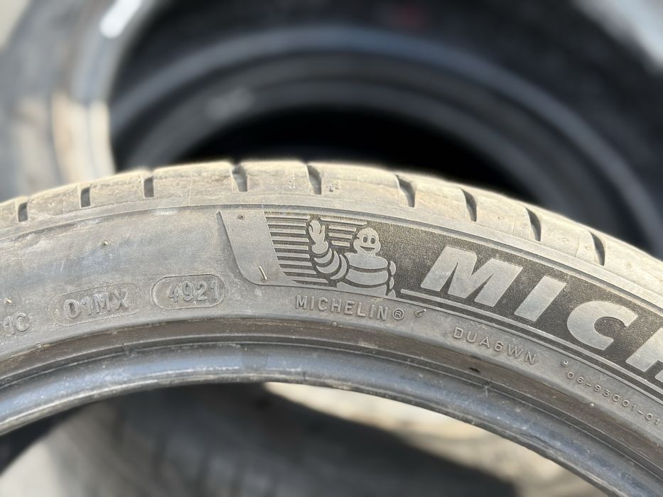 Літні шини 245/40/19 Michelin Pilot Sport 4 резина летняя