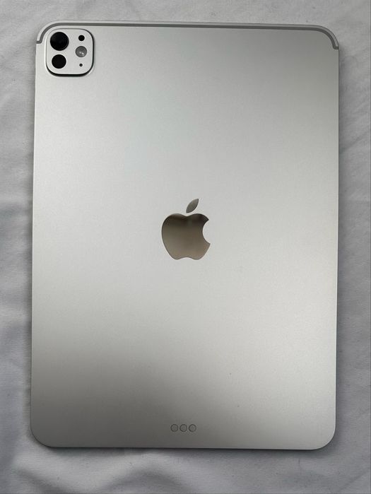 Apple iPad Pro 11-inch M5 8th Gen 2025