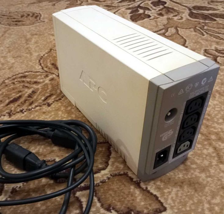 ИБП  APC Back-UPS 500 CS (BK500-RS) без АКБ