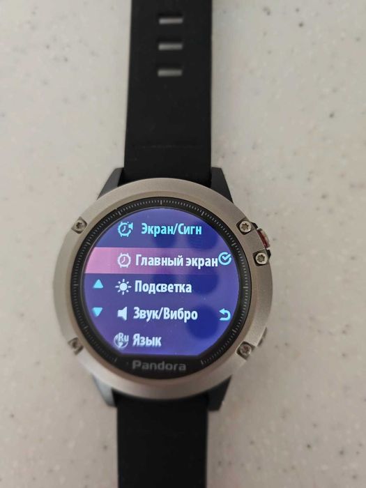 Продам автомобільний GPS-годинник Pandora Watch2