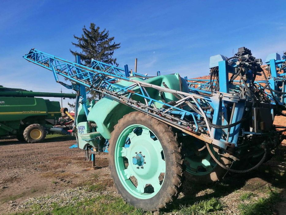 Обприскувач Berthoud-Tracker-3200