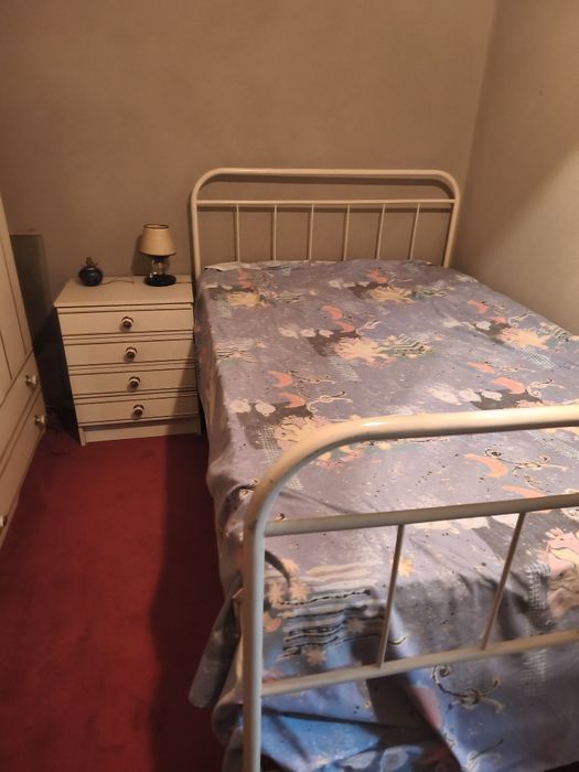 Cama de corpo e meio