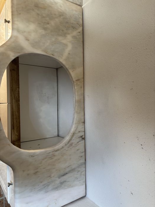 Móvel de casa de banho com tampo de mármore
