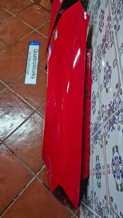 Guarda-lamas Audi A4 B7 8E originais esquerdo e direito em excelente estado
