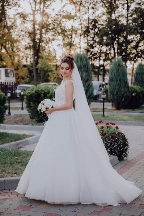 Весільне плаття