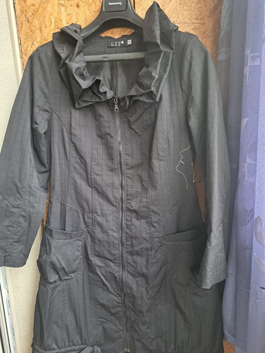 Плащ женский 48 разм. на весну