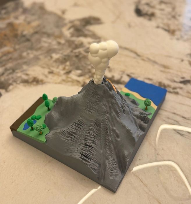 Макет вулкана друк на 3Д принтері