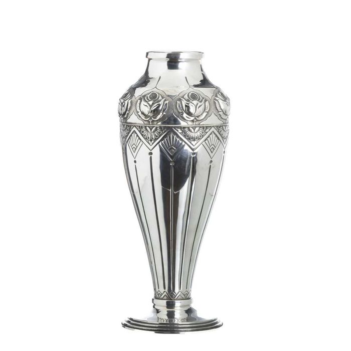 Salva em prata portuguesa