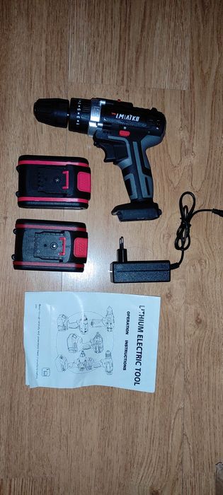 Berbequim e aparafusadora NOVO 1 ou 2 BATERIAS