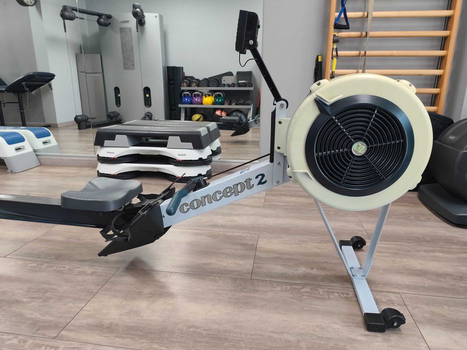 Vendo Remo Concept 2 muito bom estado.