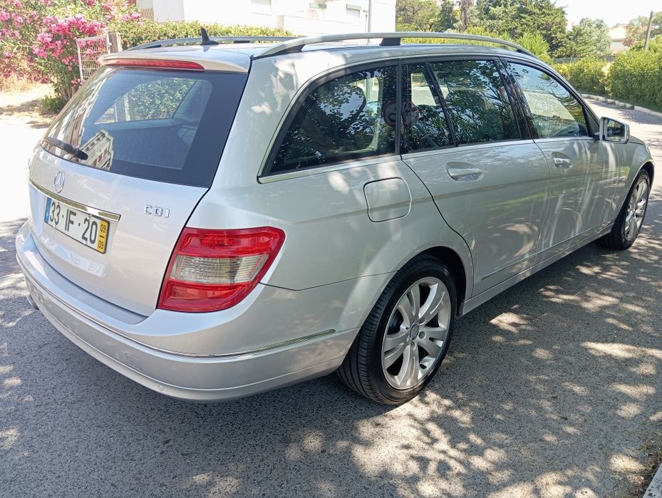 Mercedes-Benz C 250 — fotografia 4