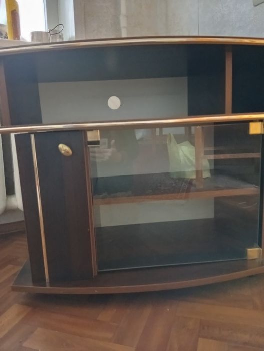 Продам меблі для телевізора