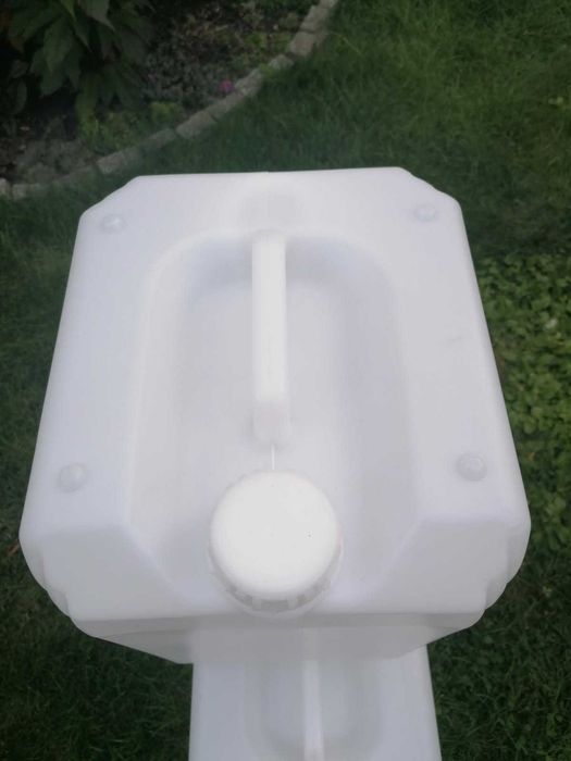 Kanistry plastikowe 20 ,25 ,30 L