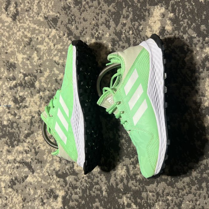 Продаю кросівки Adidas Hockey Youngstar Junior