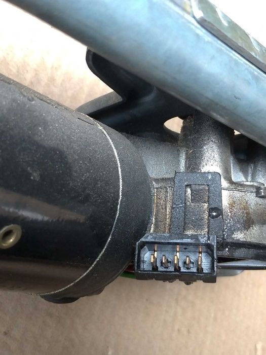 Motor Limpa vidros VW Caravelle, Transporter T-4 Mod: 2001