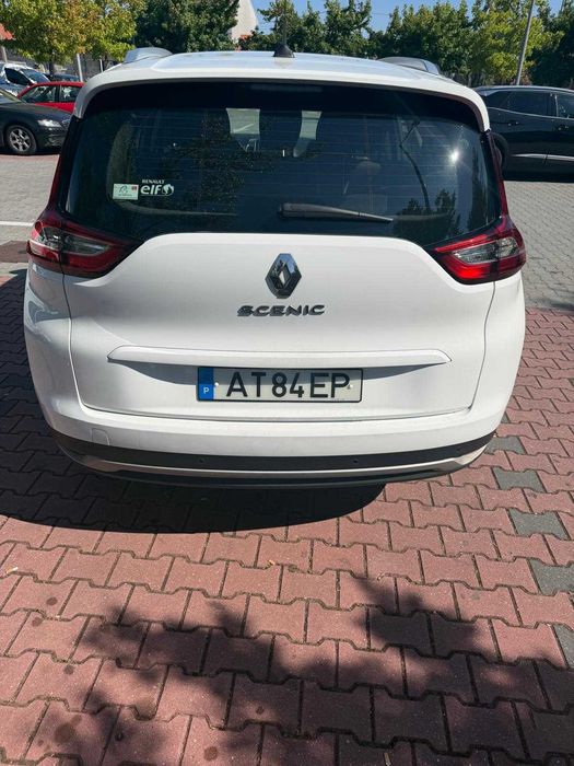 Vendo RENAULT SCÉNIC 7 lugares, excelente estado.