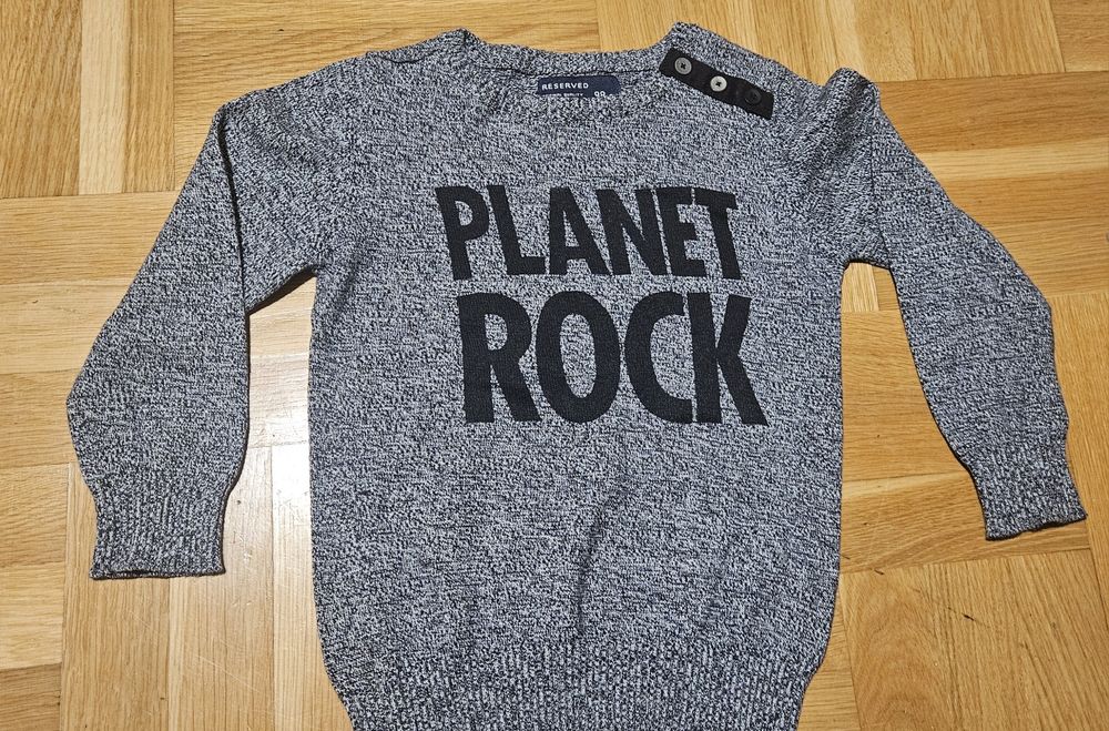 Szary sweter Reserved 98