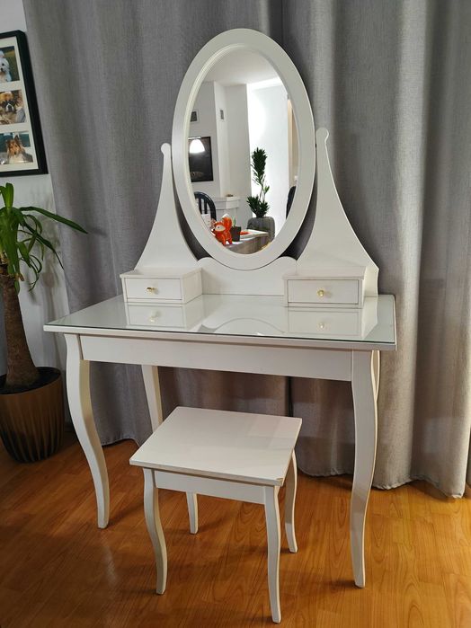 Toaletka IKEA Hemnes