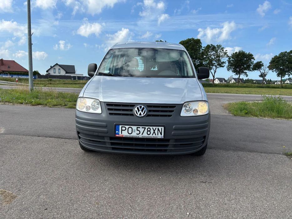 Volkswagen Caddy Sprzedam Volkswagen Caddy 1,6 Benzyna 2009r salon Polska niski przebie