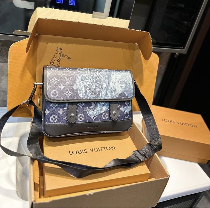 LOUIS VUITTON сумка мужская синяя мессенджер messenger кожаная