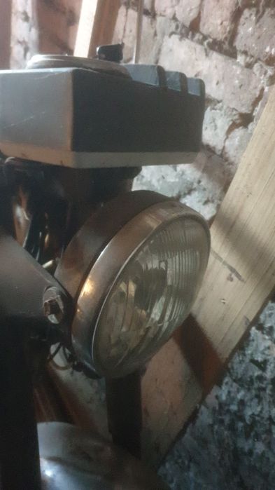 Планета 4 з документами