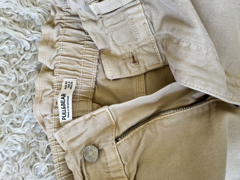 Spodnie z wysokim staniem XS 34 Pull&Bear