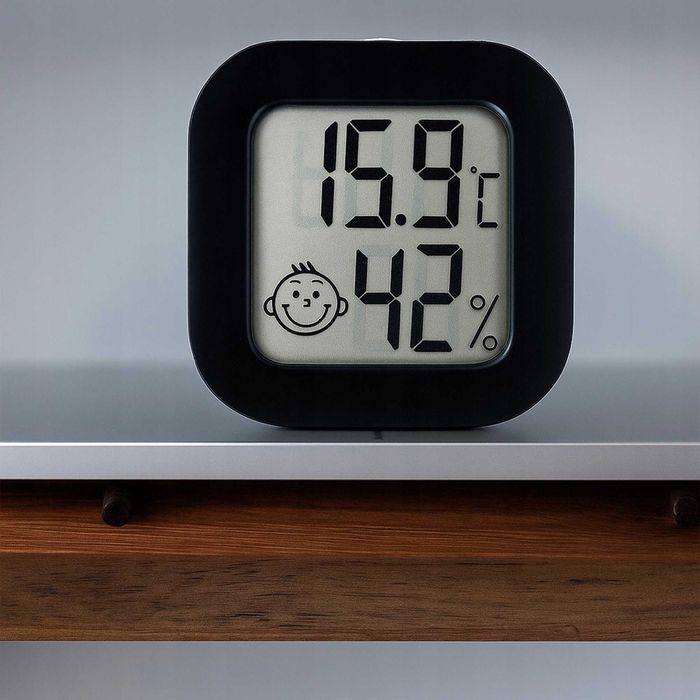 Termometr cyfrowy pokojowy higrometr LCD z buźką elektroniczny czarny