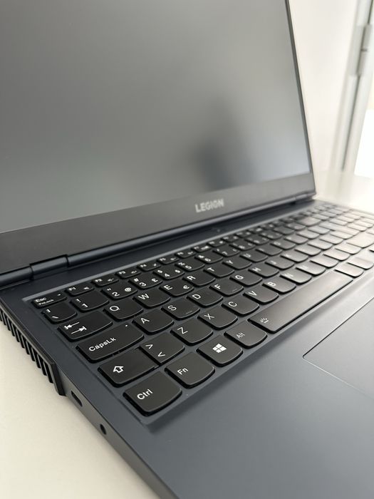 Lenovo Legion 5 15.6" FHD | Ryzen 7 5800H | 16GB | 512GB SSD | RTX 3060 (Como Novo)