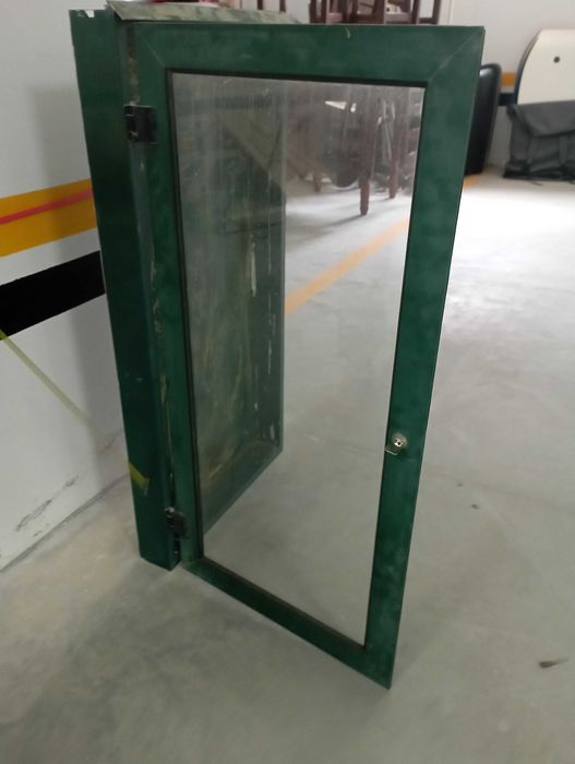 Quadro exterior (metálico) para restaurante