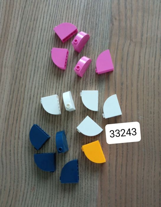 LEGO 33243 1x3x2 klocek zaokrąglony