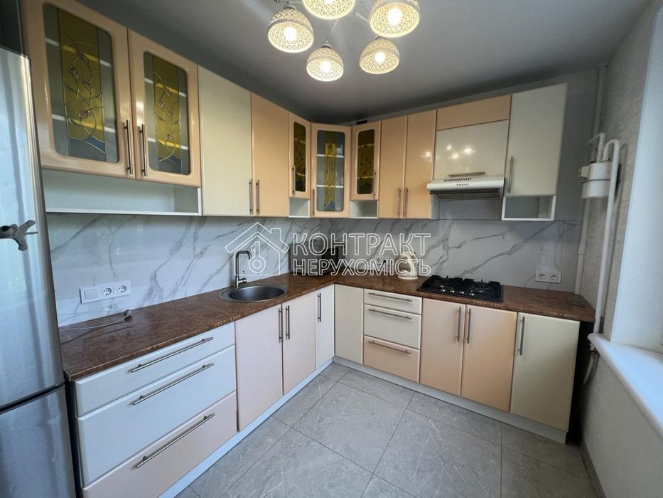 Продам 3к.кв 522 м/р Валентиновская ваучер сертификат метро Студентська Салтівське