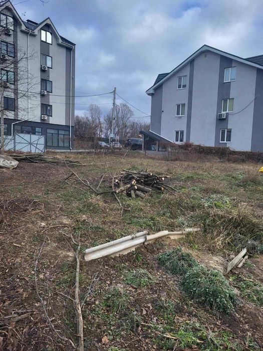 Ділянка 19 соток фасад просп Науки Столичне шосе