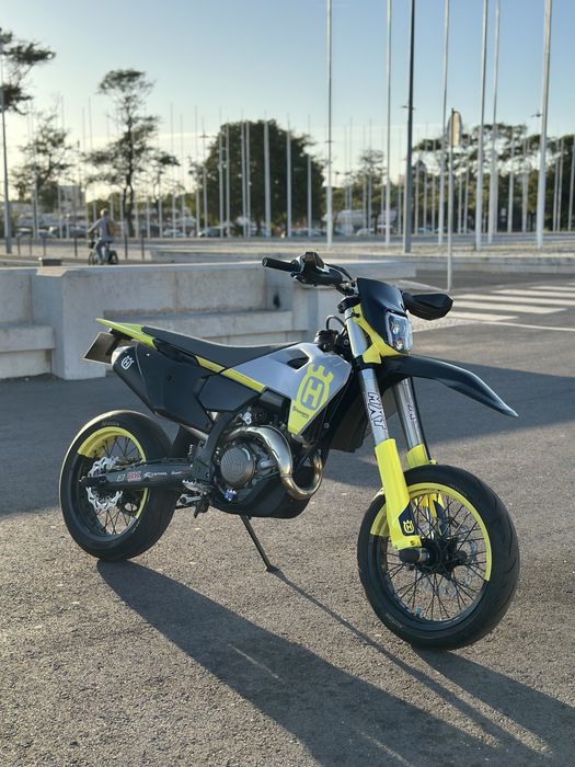 Husqvarna FC 450 SM matriculada