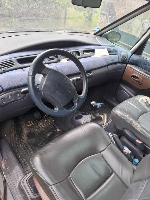 Renault Espace 2.2 DT (1998) – Motor Avariado | Ideal para Peças ou Projeto