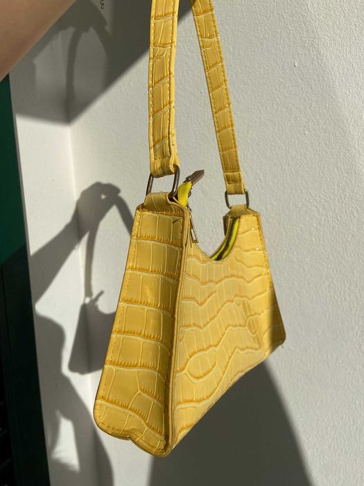 mala de ombro amarela64281518275969122