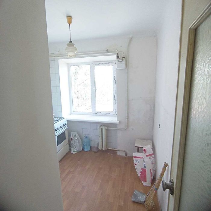 Продаю 2 кімнатну квартиру, район Центрального ринку