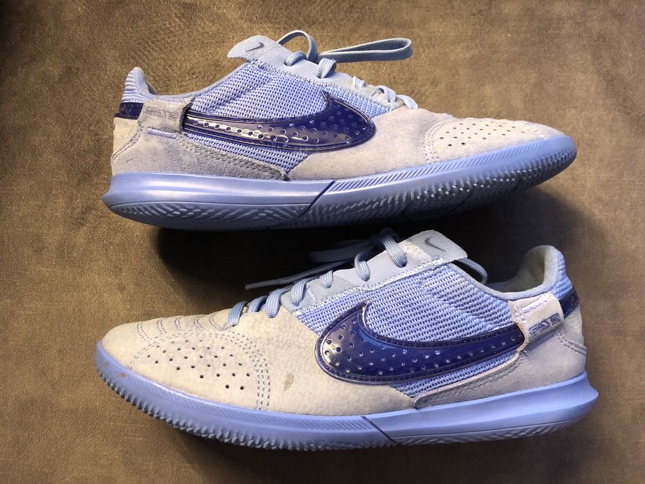 Halówki Nike GAT do pilki nożnej rozm. 36