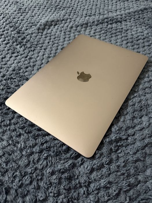 Macbook Air 13 A1932 8/256